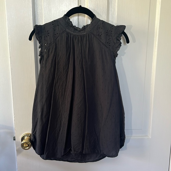 Loft flutter sleeve eyelet blouse - Picture 1 of 4